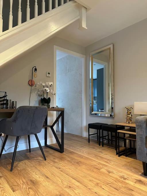 Two Bed Home In Portishead Esterno foto